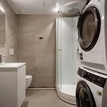 Premium Penthouse Sea & Mountain View In 2-bathrooms, Free Parking In Garage Apartman