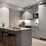Premium Penthouse Sea & Mountain View In 2-bathrooms, Free Parking In Garage *