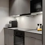 Premium Penthouse Sea & Mountain View In 2-bathrooms, Free Parking In Garage Apartment *