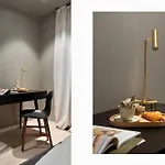 Premium Penthouse Sea & Mountain View In 2-bathrooms, Free Parking In Garage *