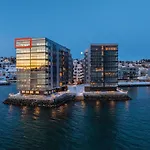 Premium Penthouse Sea & Mountain View In 2-bathrooms, Free Parking In Garage *