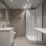 Premium Penthouse Sea & Mountain View In 2-bathrooms, Free Parking In Garage *