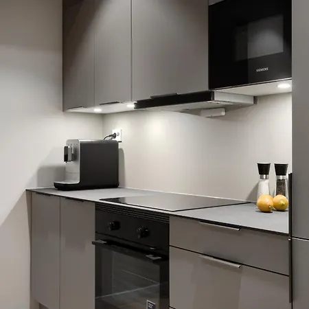Premium Penthouse Sea & Mountain View In 2-bathrooms, Free Parking In Garage Апартаменты *