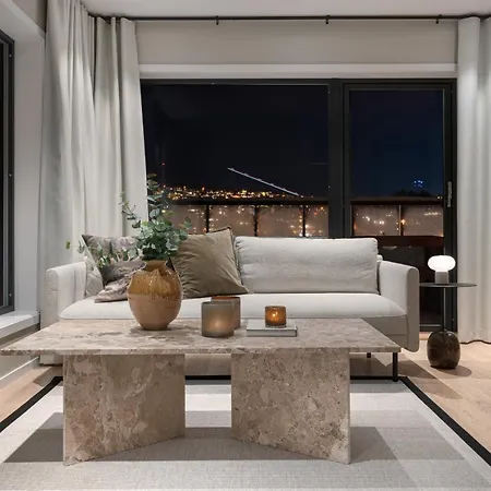 Апартаменты Premium Penthouse Sea & Mountain View In 2-bathrooms, Free Parking In Garage *