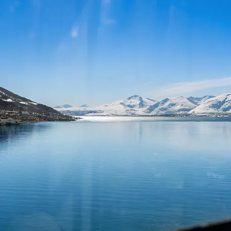 Premium Penthouse Sea & Mountain View Тромсё
