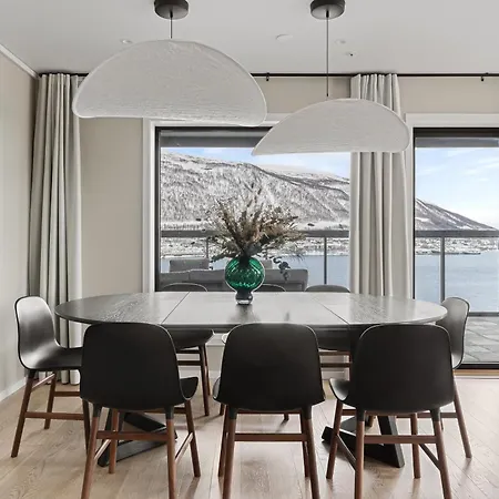 Premium Penthouse Sea & Mountain View In 2-bathrooms, Free Parking In Garage Apartman *