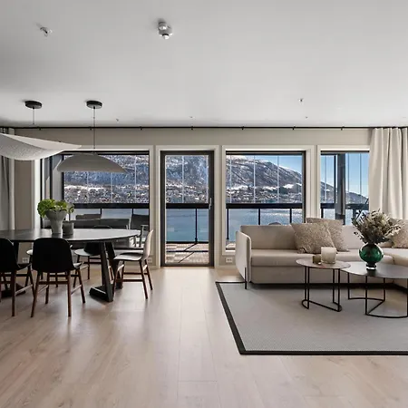 Premium Penthouse Sea & Mountain View Тромсё
