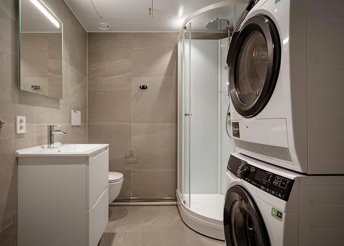 Premium Penthouse Sea & Mountain View In 2-bathrooms, Free Parking In Garage Apartament