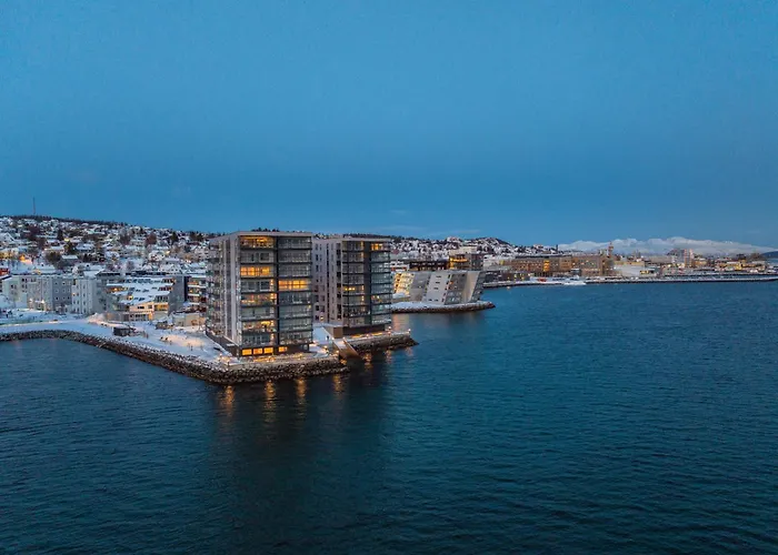 Apartment Premium Penthouse Sea & Mountain View In 2-bathrooms, Free Parking In Garage
