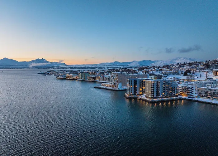 Apartment Premium Penthouse Sea & Mountain View In 2-bathrooms, Free Parking In Garage