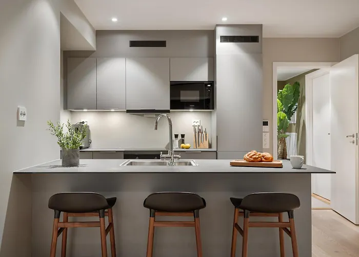 Apartamento Premium Penthouse Sea & Mountain View In 2-bathrooms, Free Parking In Garage Tromsø