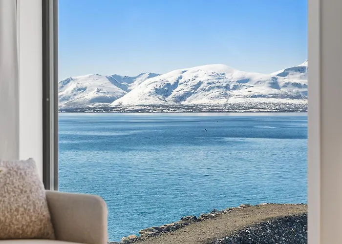 Premium Penthouse Sea & Mountain View In 2-bathrooms, Free Parking In Garage